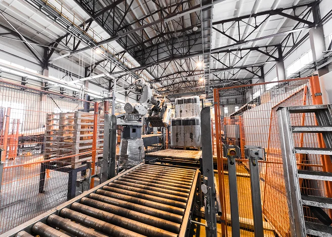modern-operational-plant-equipment-assembly-line-producing-fiberglass-heavy-industry-machinery-metalworking-workshop-concept